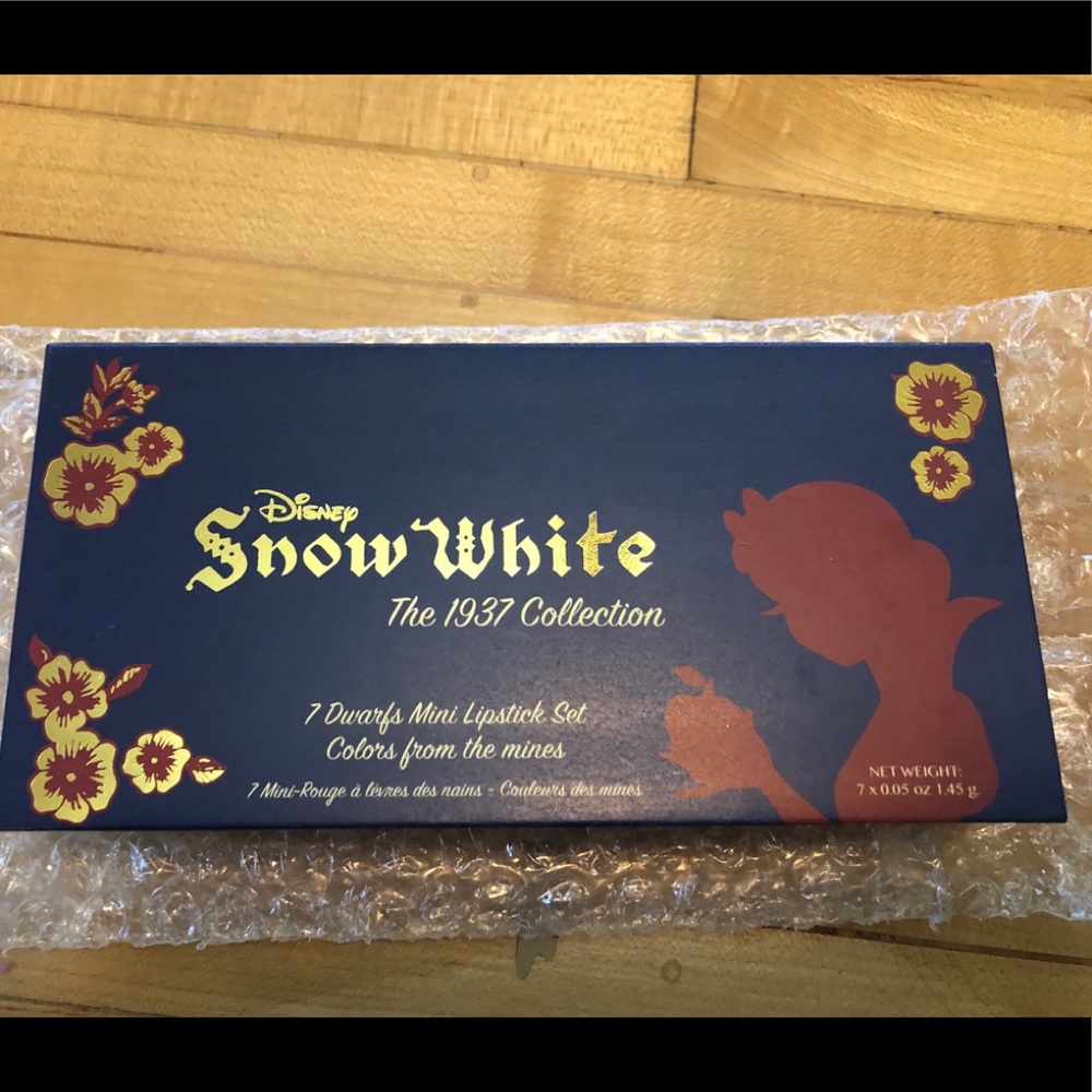Besame x Snow White 7 Dwarfs Lipstick - 1 missing